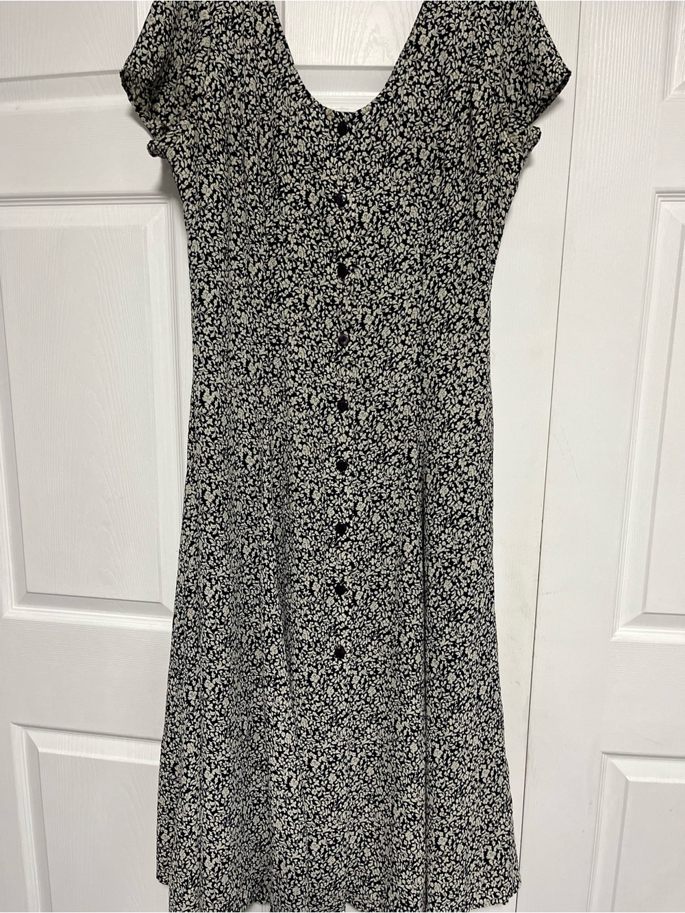Express Black and White Floral Midi Dress
